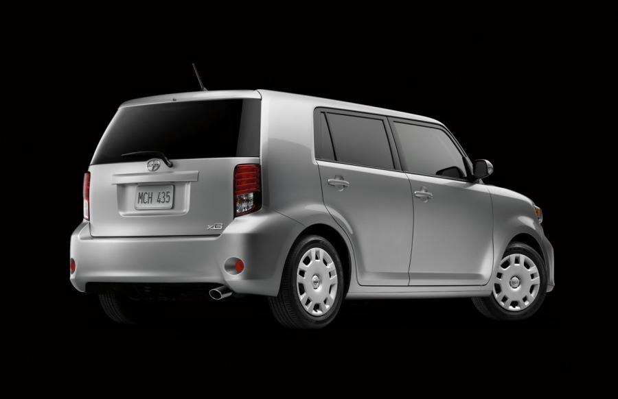  Scion xB 2011 года  (фото 57 из 58)